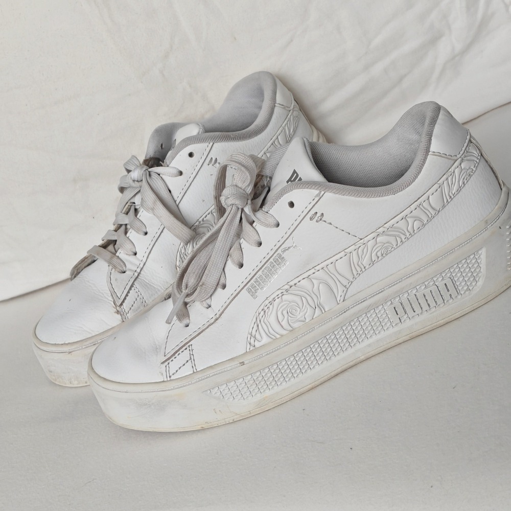 Puma Smash Platform Floral Sneakers Womens 7.5 White Platform Embossed Rose